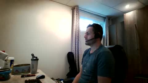 hurley7890 online show from October 7, 1:40 pm