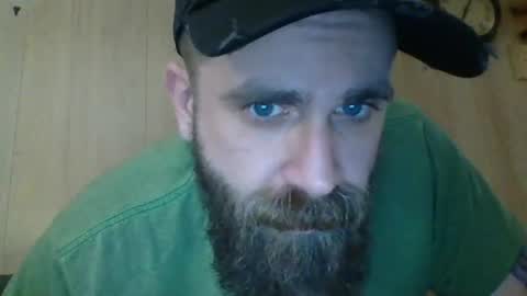 huskygengar22 online show from July 2, 7:46 am
