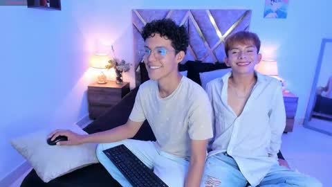 Son Hyunjin online show from November 10, 10:34 pm