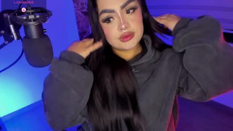 Ari online show from February 4, 1:45 am