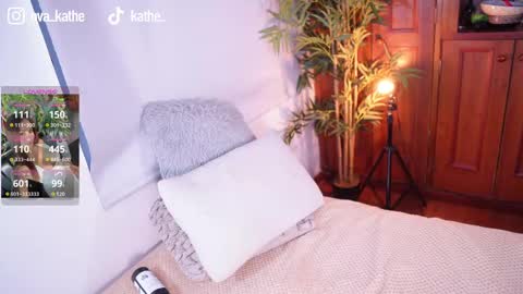 Lucy online show from November 8, 11:02 am