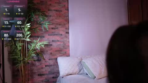 Lucy online show from March 12, 9:02 am