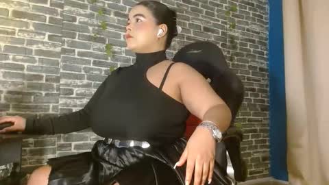 Samy online show from November 25, 11:42 am