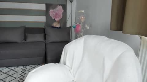 Baby Gal online show from June 2, 8:16 am