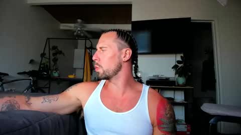 Iamtarzan91 online show from October 19, 4:55 pm