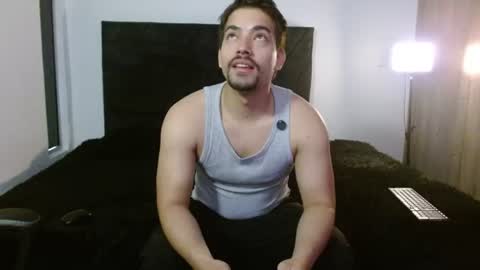 Ian Davis online show from July 14, 3:17 pm