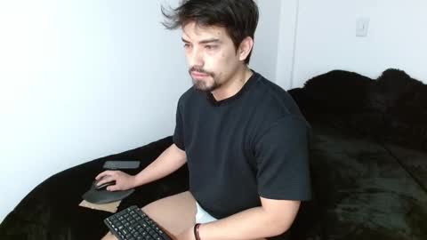 Ian Davis online show from November 2, 12:27 pm