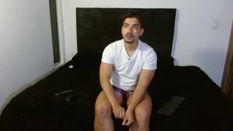 Ian Davis online show from June 26, 3:06 pm