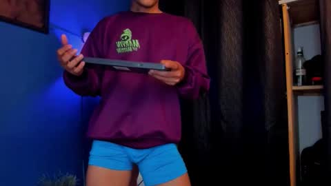 IAN LEIN online show from November 25, 4:33 am