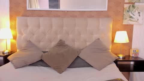 ian  online show from September 14, 3:42 am