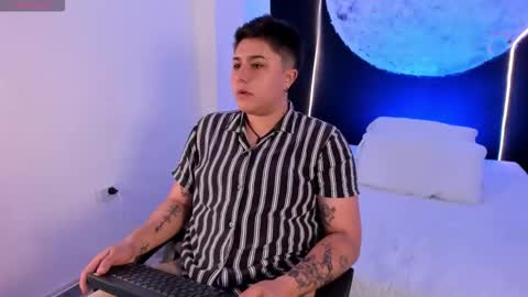 ian online show from December 1, 7:56 pm