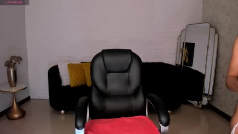 Ibiza  online show from December 15, 12:01 pm