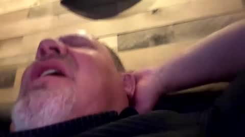 icanmakeyousquirt69 online show from May 30, 5:50 am