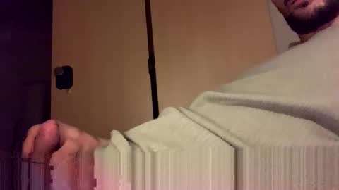 ice_o_later98 online show from December 16, 1:35 am