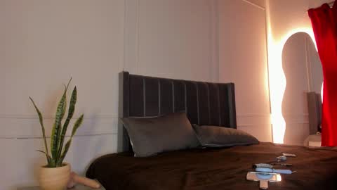 Crystall online show from September 25, 7:04 am