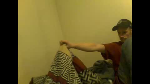 icetwerller online show from March 11, 6:41 am