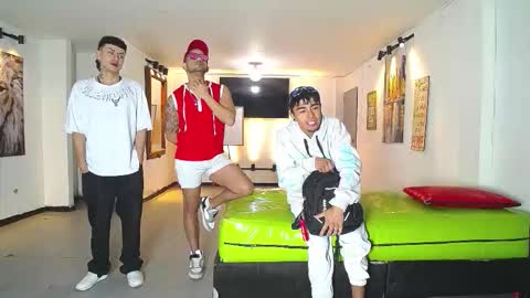 THOMAS AND DAMIAND online show from November 28, 12:23 pm