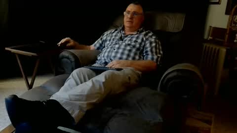 Christopher online show from December 15, 11:34 pm