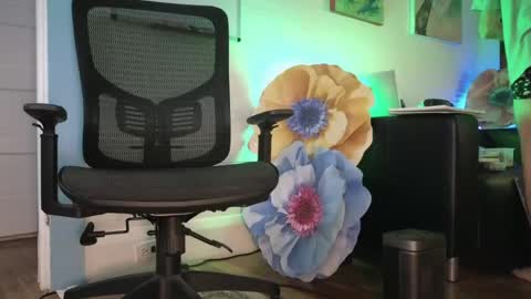 iconlex online show from April 22, 3:13 am