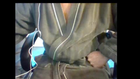 Snapshot of icumalot4you chatting on January 6, 9:19 am icumalot4you online show from January 6, 9:19 am