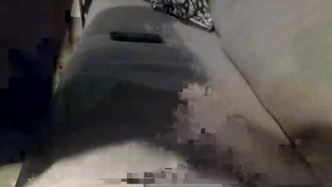 icumming online show from March 31, 1:50 am