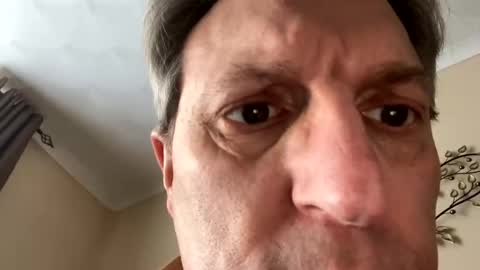 icums4u online show from February 6, 2:58 pm