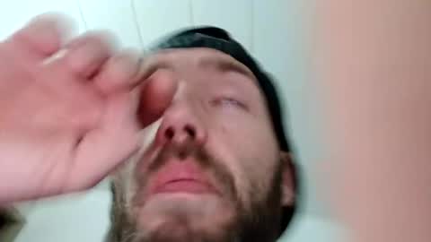 icyfucktoy online show from December 5, 6:37 am