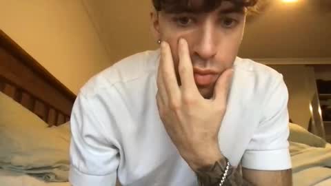 Snapshot of icyninesix chatting on February 18, 3:53 am icyninesix online show from February 18, 3:53 am