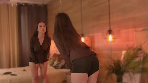 Ida Mask online show from April 17, 9:33 am