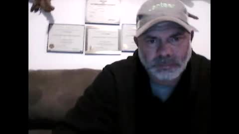 Snapshot of idkwhyidothis348732 chatting on February 25, 11:21 am idkwhyidothis348732 online show from February 25, 11:21 am