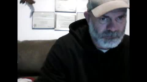 Snapshot of idkwhyidothis348732 chatting on January 26, 6:37 pm idkwhyidothis348732 online show from January 26, 6:37 pm
