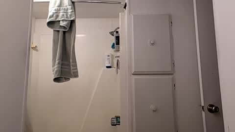 igasu online show from October 14, 4:15 am