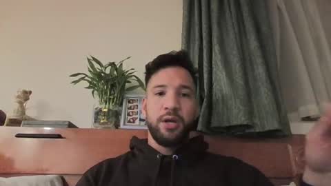 Angel Oppenheim online show from October 24, 2:01 am