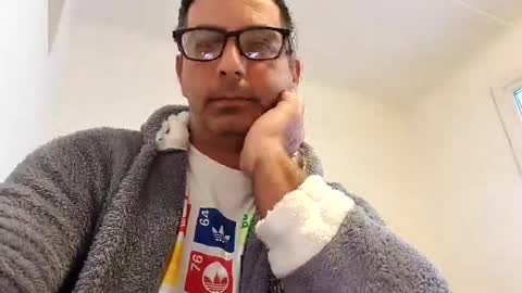 ihtiandar1008 online show from February 15, 7:16 am