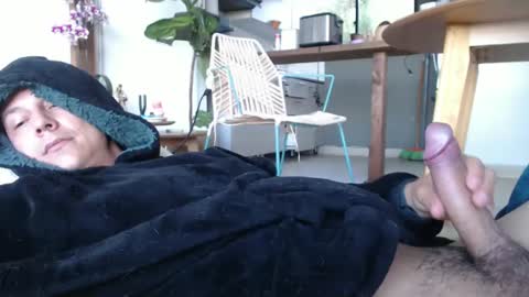 ijustjerk online show from December 8, 11:24 am