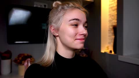 ileanacampbel online show from January 21, 4:32 am