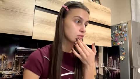 Sophie online show from February 25, 1:15 pm