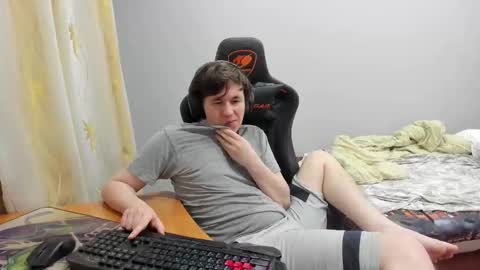 iliaskris online show from September 17, 12:25 am