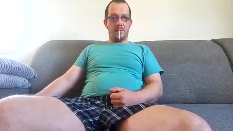 iliketofuckyou33 online show from April 1, 12:28 pm