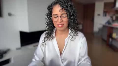 Kloe online show from January 13, 7:32 pm