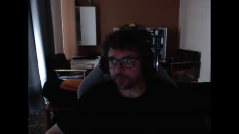 ilov3you83 online show from July 1, 1:20 pm