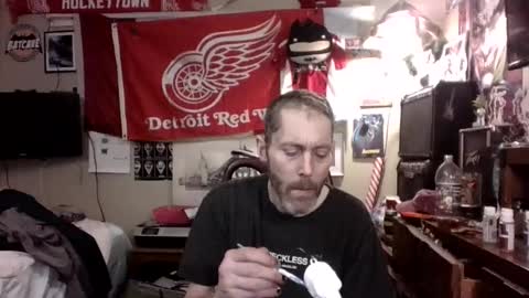 ilovewomensmokers0935 online show from March 22, 5:11 am