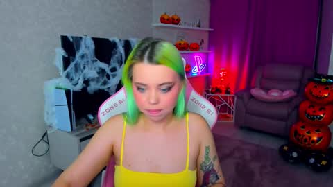 Roxy online show from October 30, 5:35 pm