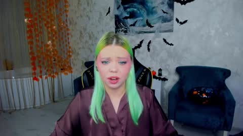 Roxy online show from October 27, 6:41 pm