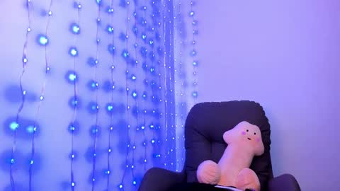 im_anna_ online show from February 23, 10:20 pm