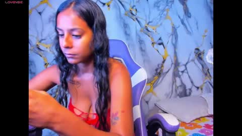 im_emma26 online show from August 4, 12:23 pm
