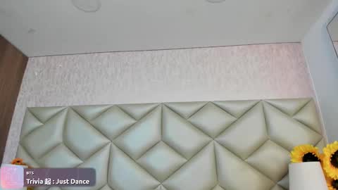  Im Gaia online show from October 7, 12:45 pm