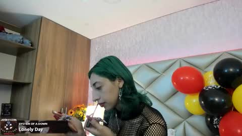  Im Gaia online show from October 3, 12:57 pm