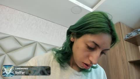  Im Gaia online show from November 9, 12:19 pm