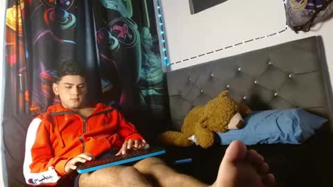 im_juanda online show from November 10, 9:06 pm